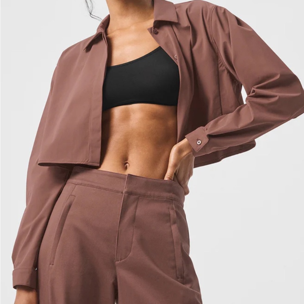 Alo Yoga Cropped Take Me Out Button-Up in Chestnut